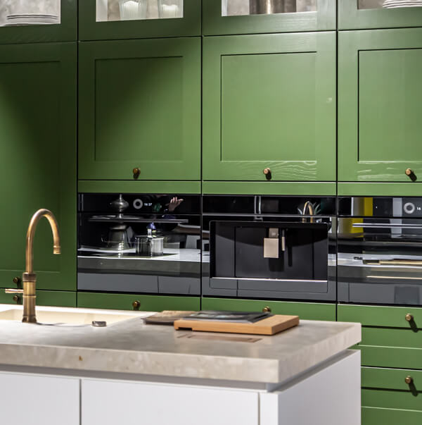 Green kitchen cabinets